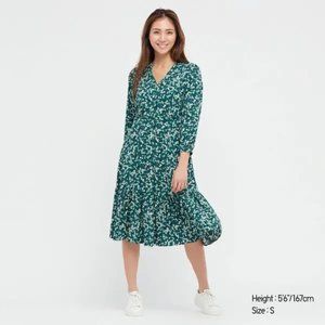 Uniqlo Printed V-Neck 3/4-Sleeve Flare Dress